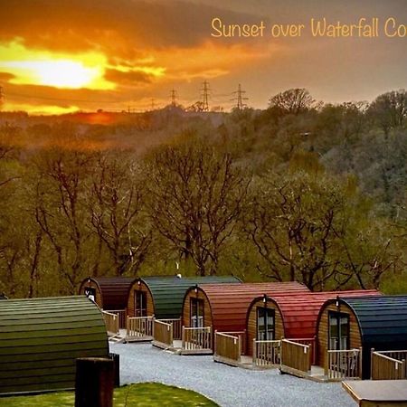 Forest Pod 4 Pet Friendly Villa Neath Exterior photo